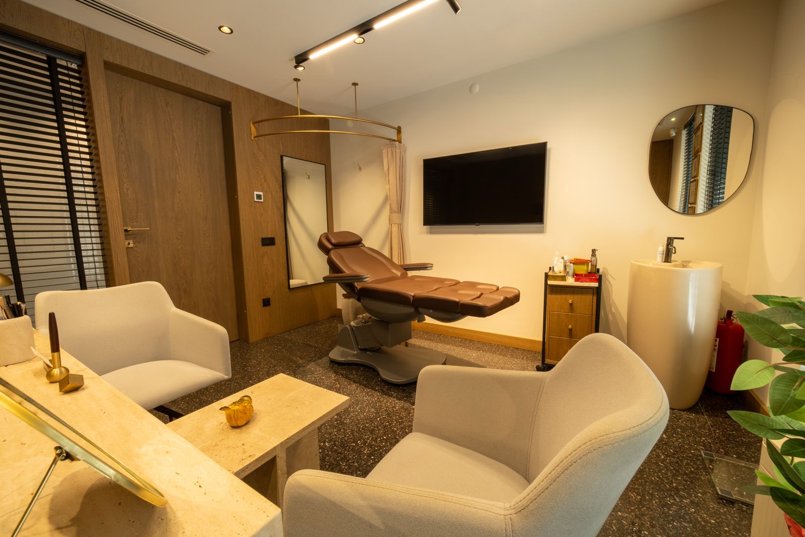 Plastic Surgery Partners Klinik